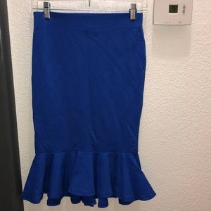 Bebe skirt